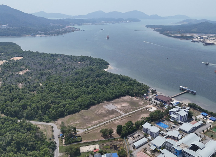 Pelantikan Perunding Kajian Kebolehlaksanaan Rekabentuk Konsep Awal Awam dan Struktur Secara Lantikan Terus Berserta Kos Siling bagi Cadangan Pembangunan Lumut Maritime Industrial City 1 Terminal Land (Lumic 1tl) Seluas 196.7 Ekar di Lumut, Daerah Manung, Perak Darul Ridzuan